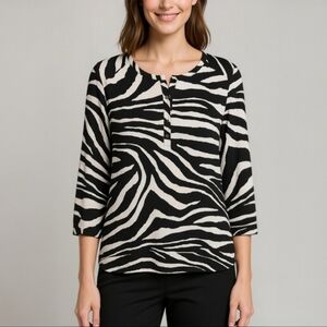 Chico’s Bold Zebra Striped Popover Tunic Top Animal Print Career Casual Size 2